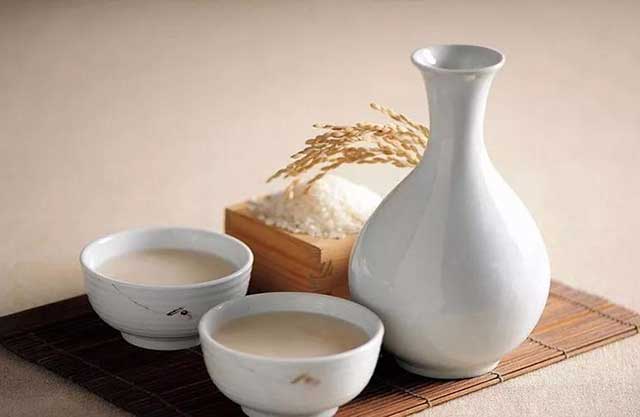 酒说丨白酒中的“甜味”是从哪来的？(酱香白酒的口感)(图1)