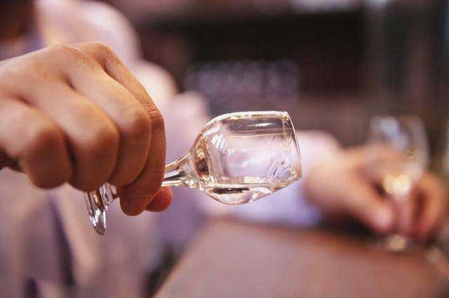 酱酒文化丨关于酱香白酒的品鉴(图2)