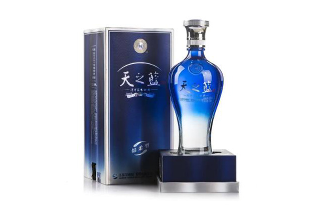 酒说丨天之蓝是酱香型酒吗？(图2)