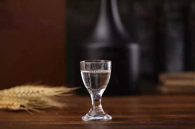 酒说丨什么是“小批量勾兑”酱酒？(图2)