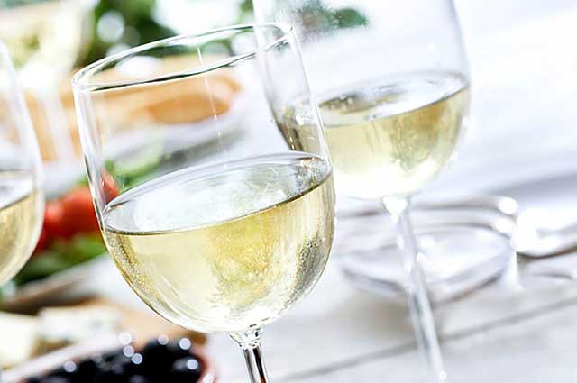 酒说丨白葡萄酒的酿造葡萄，都有哪些种类？(图2)