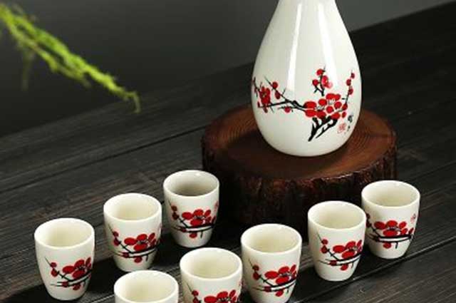 酒文化丨酒具承载着酒的历史，呈现着酒的文化发展(图3)