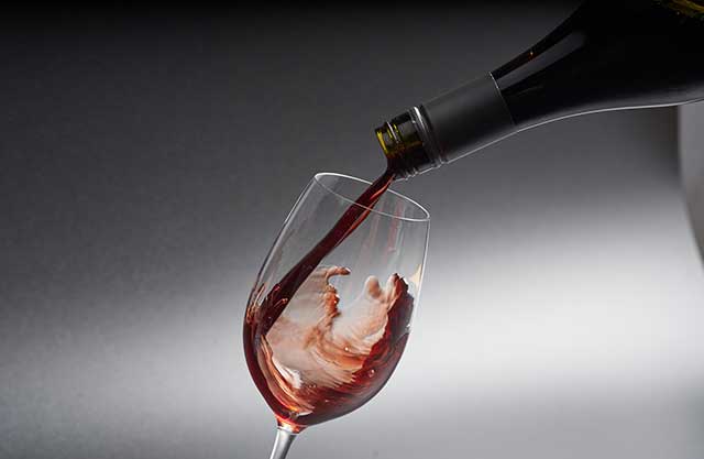 酒说丨葡萄酒是否值得陈年？四个方法教会你(图2)