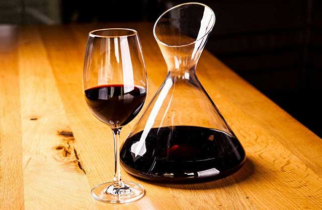 酒说丨葡萄酒中的沉淀物是什么？为什么会有沉淀？(图2)