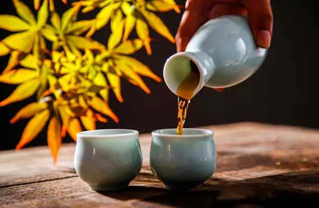 酒说丨黄酒是加热喝还是直接凉喝合适？(图2)