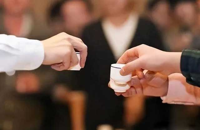 酒说丨为何敬酒和罚酒都是三杯，有什么讲究吗？(图3)