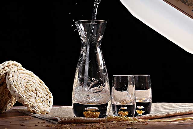酒说丨一般什么原因会导致白酒酒味不正？(图2)
