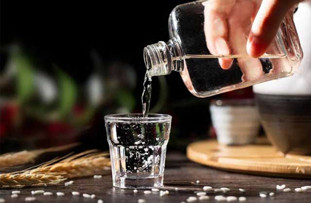 酒说丨传统白酒里的"新酒"和"老熟"指的是什么？(图3)