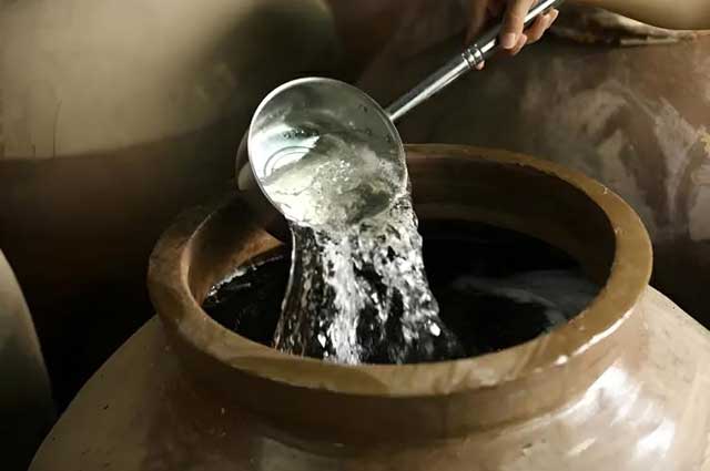 酒说丨勾兑白酒就是拿酒精勾兑的嘛？(图2)